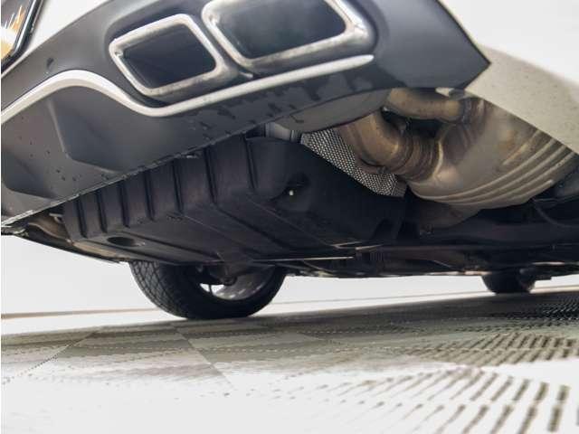 Cクラス C63 Sカブリオレ レーダーセーフティPKG エアバランスPKG Burmesterサウンド LEDインテリジェントライトシステム ブラックナッパレザーシート DINAMICAコンビハンドル シートヒーター ドラレコ E(45枚目)