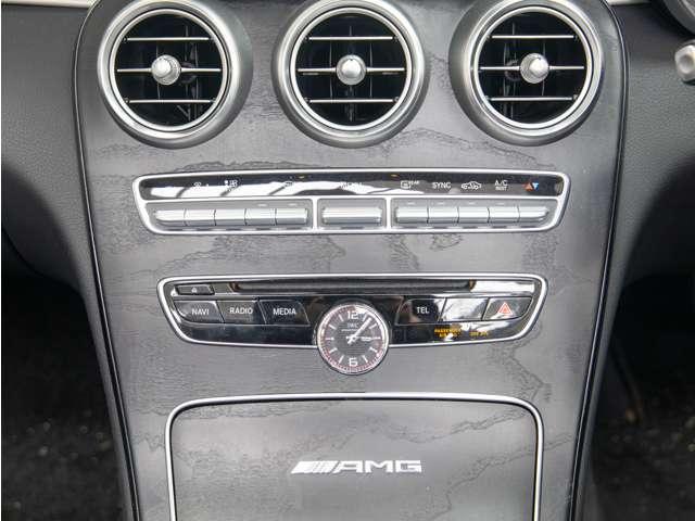 Cクラス C63 Sカブリオレ レーダーセーフティPKG エアバランスPKG Burmesterサウンド LEDインテリジェントライトシステム ブラックナッパレザーシート DINAMICAコンビハンドル シートヒーター ドラレコ E(50枚目)