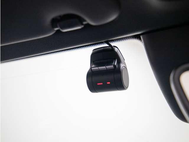 Cクラス C63 Sカブリオレ レーダーセーフティPKG エアバランスPKG Burmesterサウンド LEDインテリジェントライトシステム ブラックナッパレザーシート DINAMICAコンビハンドル シートヒーター ドラレコ E(52枚目)