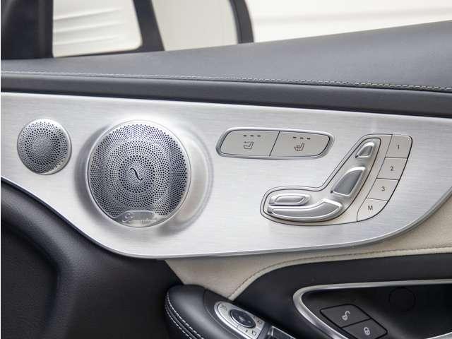 Cクラス C63 Sカブリオレ レーダーセーフティPKG エアバランスPKG Burmesterサウンド LEDインテリジェントライトシステム ブラックナッパレザーシート DINAMICAコンビハンドル シートヒーター ドラレコ E(55枚目)