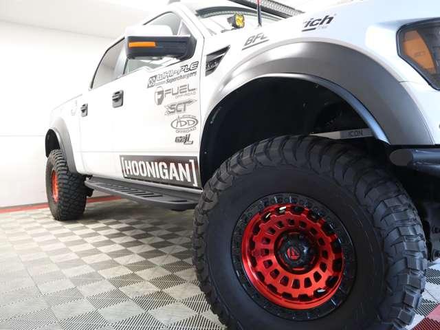 F-150 SVT ラプター フルカスタム whippleスーパーチャージャー700hpキット fabtec4インチリフトアップ iconビレットアッパーアーム fuel ZEPHYR18インチAW BFグッドリッチkm3 37×(31枚目)