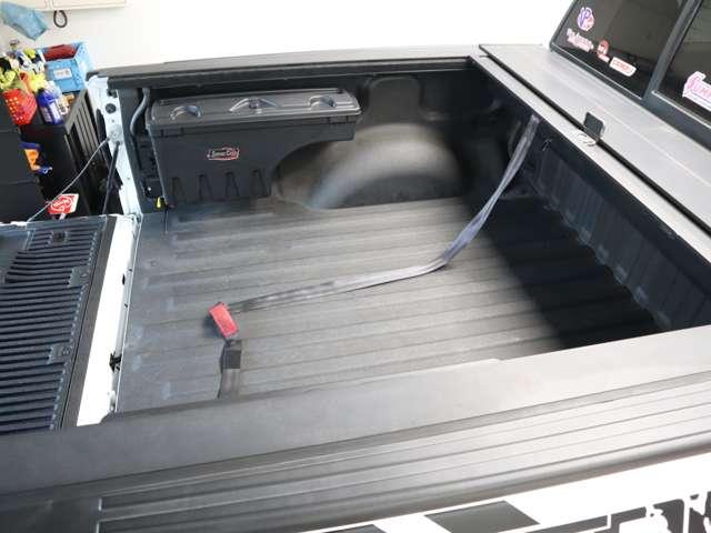 F-150 SVT ラプター フルカスタム whippleスーパーチャージャー700hpキット fabtec4インチリフトアップ iconビレットアッパーアーム fuel ZEPHYR18インチAW BFグッドリッチkm3 37×(51枚目)