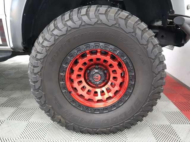 F-150 SVT ラプター フルカスタム whippleスーパーチャージャー700hpキット fabtec4インチリフトアップ iconビレットアッパーアーム fuel ZEPHYR18インチAW BFグッドリッチkm3 37×(60枚目)