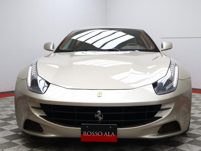 ＦＦ Ｆ１　ＤＣＴ　４ＷＤ　Ｖ１２　可変ブリリアントマフラー純正有　タンカラー革シート　パワーシート　ナビ　バックカメラ　パークセンサー　カーボンセラミックブレーキ　２０インチ鍛造ホイール　プロテクションフィルム（66枚目）