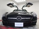 ベースグレード　ＳＬＳ　ＡＭＧ　禁煙　屋内保管　ＭＥＣデザインエアロ　アルミ　Ｂａｎｇ＆Ｏｌｕｆｓｅｎ　ＢｅｏＳｏｕｎｄ　ＡＭＧサウンドシステム　フルレザー　カーボンインテリア（24枚目）