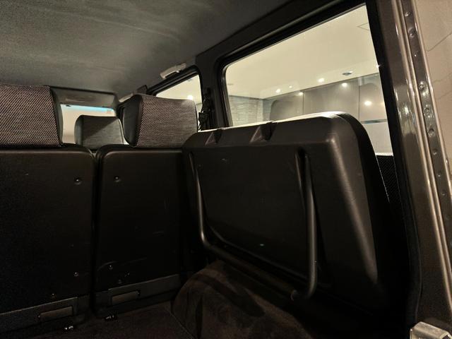 Ｇクラス ３００ＧＥ　車検Ｒ７年１１月／３００ＧＥ／クリアガラス／ホイールブラックアウト／オフロードタイヤ／ダークオリーブメタリック／ルーフキャリア／ファブリック内装／ドラレコ一体型ルームミラー／ＥＴＣ／バックカメラ／（39枚目）