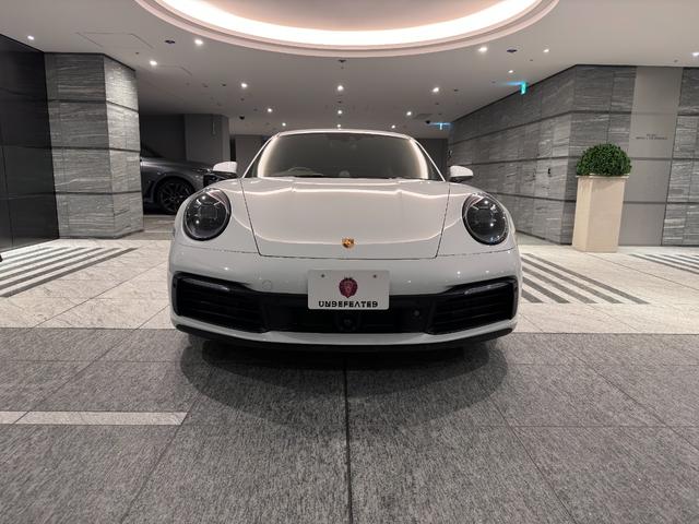 ９１１ ９１１カレラ４Ｓ　ＰＣＣＢ／ＰＤＣＣ／ＳＰクロノＰ／ＳＰエグゾースト／ＬＥＤマトリックスＨＬ／スパイダーデザインＡＷ／ＧＴスポーツステアリング／フロントシートベンチレーション／レーンキープアシスト／ナイトアシスト（13枚目）