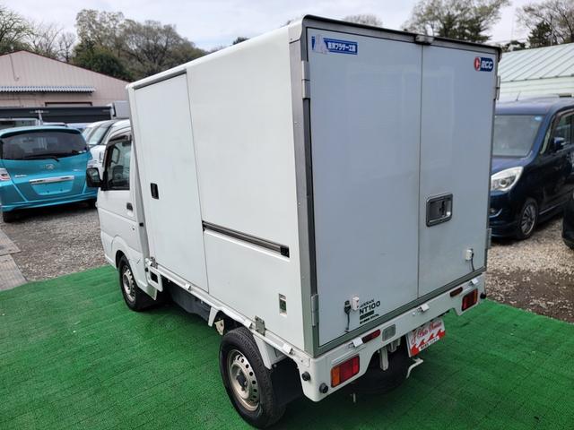 日産 ＮＴ１００クリッパートラック