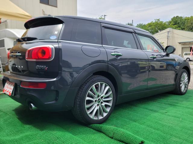ＭＩＮＩ クーパーＳ　クラブマン　クーパーＳ　クラブマン（５名）ワンオーナー　禁煙車　純正ナビ　バックカメラ　ＥＴＣ　ＬＥＤヘッドライト　グレーブラックツートンカラー（15枚目）