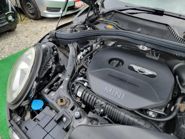 ＭＩＮＩ クーパーＳ　クラブマン　クーパーＳ　クラブマン（５名）ワンオーナー　禁煙車　純正ナビ　バックカメラ　ＥＴＣ　ＬＥＤヘッドライト　グレーブラックツートンカラー（67枚目）