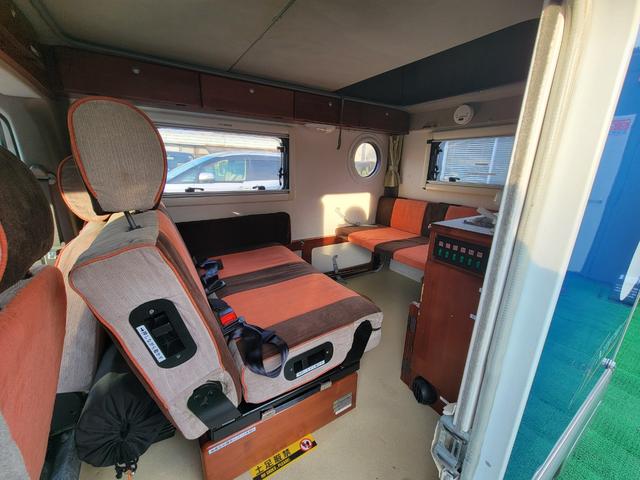 NT100クリッパートラック  インディ727 キャンピング オートマチック ポータブルナビ バックカメラ ETC ドライブレコーダー 乗車定員4人就寝4人 ポップアップルーフ FFヒーター インバーター 12ヶ月走行距離無制限保証(28枚目)