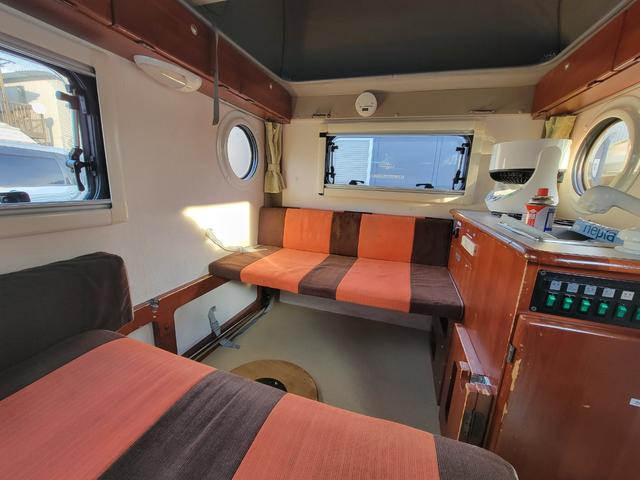 NT100クリッパートラック  インディ727 キャンピング オートマチック ポータブルナビ バックカメラ ETC ドライブレコーダー 乗車定員4人就寝4人 ポップアップルーフ FFヒーター インバーター 12ヶ月走行距離無制限保証(30枚目)