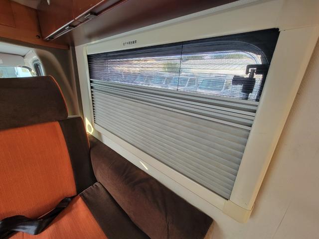 NT100クリッパートラック  インディ727 キャンピング オートマチック ポータブルナビ バックカメラ ETC ドライブレコーダー 乗車定員4人就寝4人 ポップアップルーフ FFヒーター インバーター 12ヶ月走行距離無制限保証(36枚目)