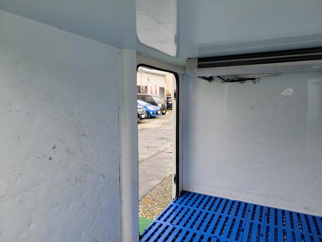 冷蔵冷凍車　中温ー５℃設定　２コンプレッサー　菱重コールドチェーン製造　オートマチック　タイミングチェーン　走行１５０９００ｋｍ　車検整備２年付き