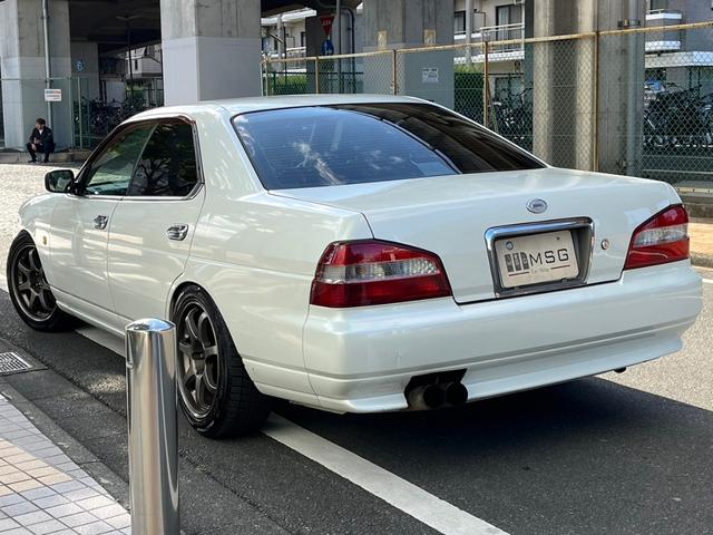 日産 ローレル