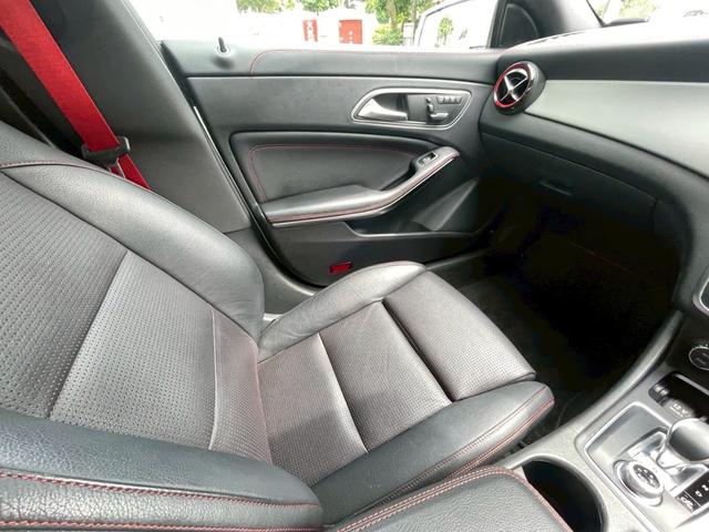 ＣＬＡクラス ＣＬＡ４５　４マチック　ターボ　シートヒーター　ＣＬＡ４５　４マチック（５名）　ＡＭＧ　プリクラシュセーフティ（18枚目）