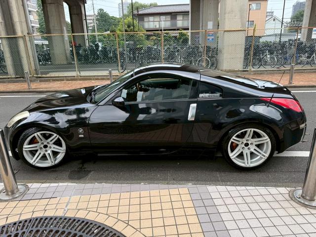 フェアレディＺ バージョンＳ　６速ＭＴ　ナルディステアリング　車高調　アルミホイール　砲弾マフラー　交換前８．５万ｋｍ交換後７万ｋｍ（15枚目）