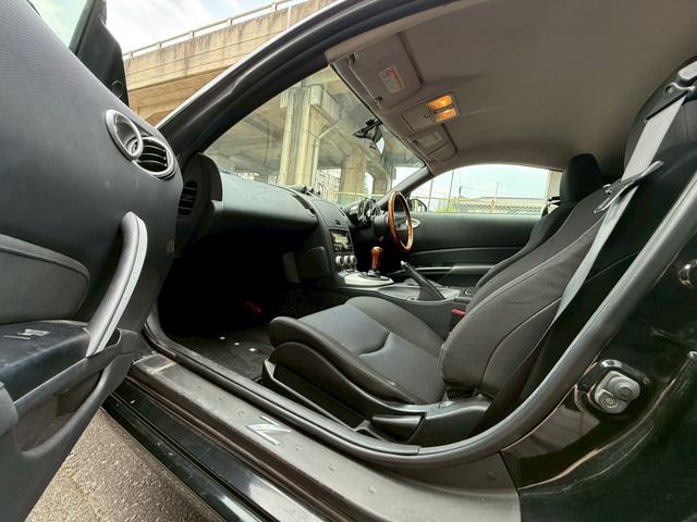 フェアレディＺ バージョンＳ　６速ＭＴ　ナルディステアリング　車高調　アルミホイール　砲弾マフラー　交換前８．５万ｋｍ交換後７万ｋｍ（33枚目）