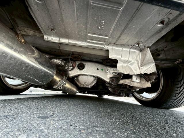 フェアレディＺ バージョンＳ　６速ＭＴ　ナルディステアリング　車高調　アルミホイール　砲弾マフラー　交換前８．５万ｋｍ交換後７万ｋｍ（64枚目）