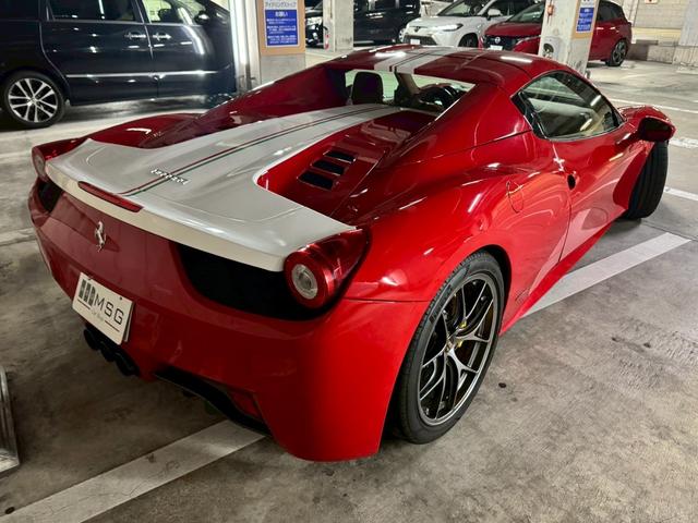 ４５８スパイダー ベースグレード　カーボンＬＥＤステアリング　フロントリフター　バックカメラ　ＢＢＳアルミホイール　パワーシート　イエローレブカウンター（11枚目）