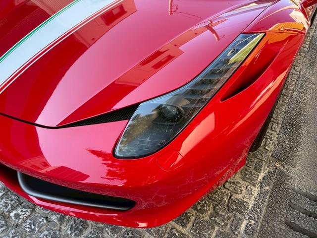 ４５８スパイダー ベースグレード　カーボンＬＥＤステアリング　フロントリフター　バックカメラ　ＢＢＳアルミホイール　パワーシート　イエローレブカウンター（14枚目）