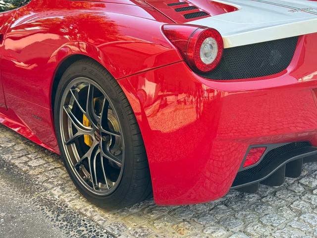 ４５８スパイダー ベースグレード　カーボンＬＥＤステアリング　フロントリフター　バックカメラ　ＢＢＳアルミホイール　パワーシート　イエローレブカウンター（19枚目）