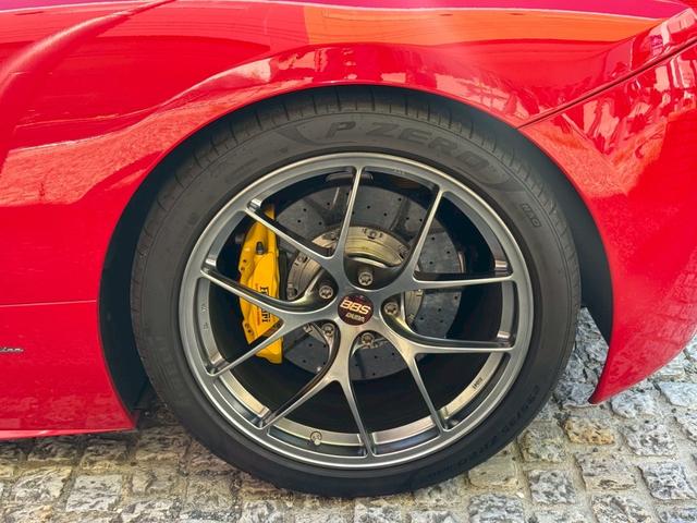 ４５８スパイダー ベースグレード　カーボンＬＥＤステアリング　フロントリフター　バックカメラ　ＢＢＳアルミホイール　パワーシート　イエローレブカウンター（26枚目）