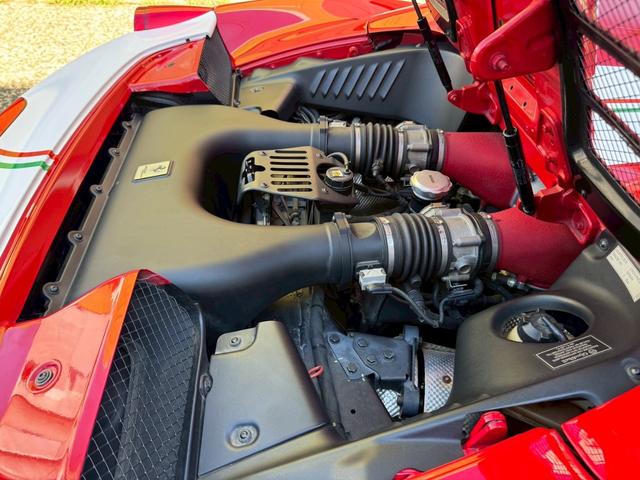 ４５８スパイダー ベースグレード　カーボンＬＥＤステアリング　フロントリフター　バックカメラ　ＢＢＳアルミホイール　パワーシート　イエローレブカウンター（35枚目）