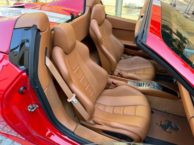 ４５８スパイダー ベースグレード　カーボンＬＥＤステアリング　フロントリフター　バックカメラ　ＢＢＳアルミホイール　パワーシート　イエローレブカウンター（48枚目）