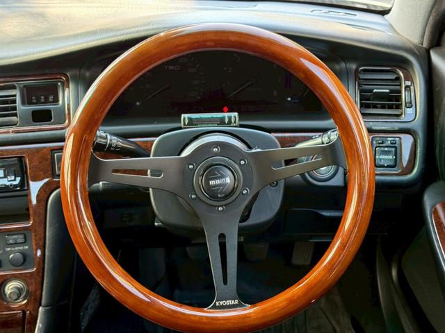 TOYOTA CHASER TOURER V