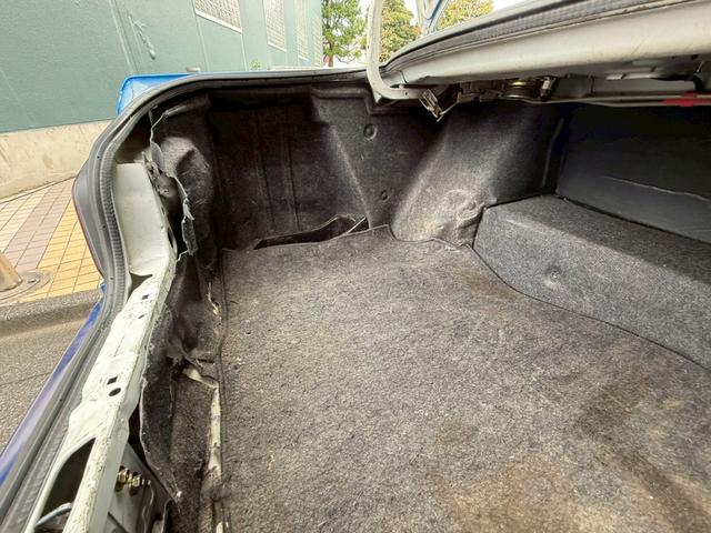 ローレル クラブＳ　メダリスト仕様　ＲＢ２５ＤＥＴ載せ替え　５速公認　フルエアロ　オールペン　エアクリ　社外タービン　車高調　社外マフラー　ＥＴＣ　３連追加メーター　ブースト計　レーダー探知機（38枚目）