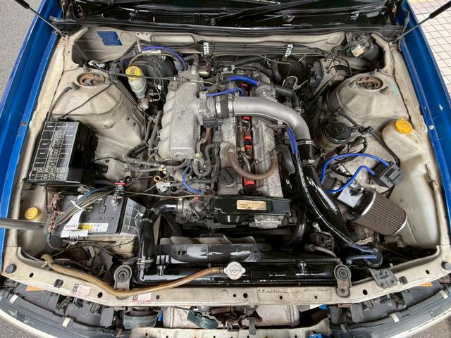 ローレル クラブＳ　メダリスト仕様　ＲＢ２５ＤＥＴ載せ替え　５速公認　フルエアロ　オールペン　エアクリ　社外タービン　車高調　社外マフラー　ＥＴＣ　３連追加メーター　ブースト計　レーダー探知機（43枚目）