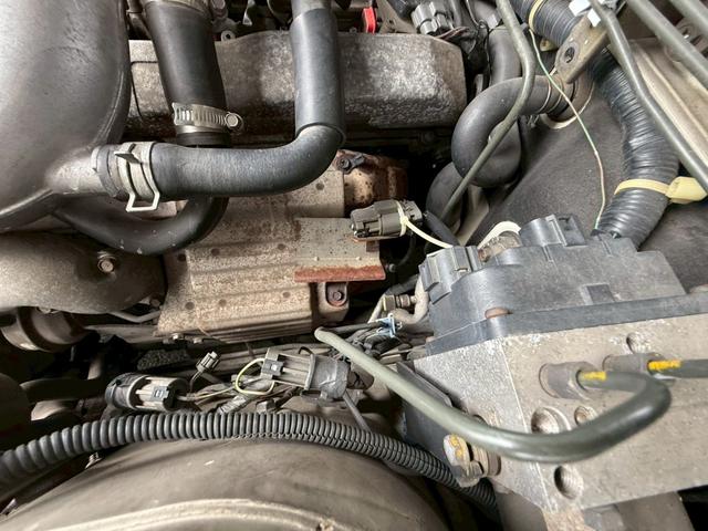 ローレル クラブＳ　メダリスト仕様　ＲＢ２５ＤＥＴ載せ替え　５速公認　フルエアロ　オールペン　エアクリ　社外タービン　車高調　社外マフラー　ＥＴＣ　３連追加メーター　ブースト計　レーダー探知機（51枚目）