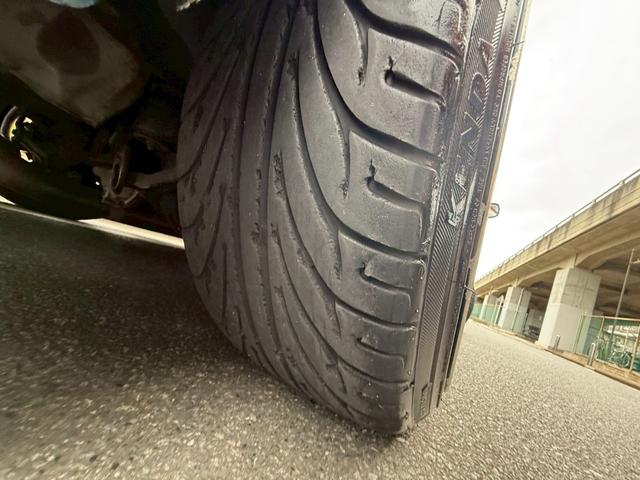 ローレル クラブＳ　メダリスト仕様　ＲＢ２５ＤＥＴ載せ替え　５速公認　フルエアロ　オールペン　エアクリ　社外タービン　車高調　社外マフラー　ＥＴＣ　３連追加メーター　ブースト計　レーダー探知機（61枚目）