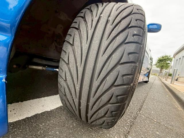 ローレル クラブＳ　メダリスト仕様　ＲＢ２５ＤＥＴ載せ替え　５速公認　フルエアロ　オールペン　エアクリ　社外タービン　車高調　社外マフラー　ＥＴＣ　３連追加メーター　ブースト計　レーダー探知機（65枚目）