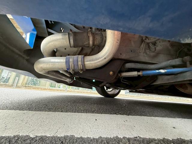 ローレル クラブＳ　メダリスト仕様　ＲＢ２５ＤＥＴ載せ替え　５速公認　フルエアロ　オールペン　エアクリ　社外タービン　車高調　社外マフラー　ＥＴＣ　３連追加メーター　ブースト計　レーダー探知機（80枚目）