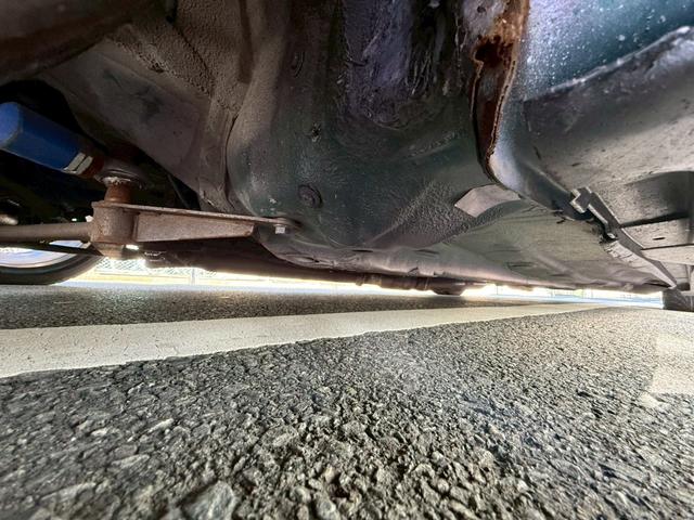 プログレ ＮＣ２５０　ウォールナットパッケージ　４ＡＴ→５ＭＴ公認　トラストタービン　車高調　社外アーム　前置きＩＣ　社外マフラー　追加メーター　オールペン（38枚目）