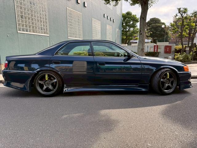 チェイサー ツアラーＶ　アバンテ２．５ベース　１ＪＺ－ＧＴＥ　５速公認　前置きＩＣ　フルエアロ　ＡＭＥアルミホイール（11枚目）