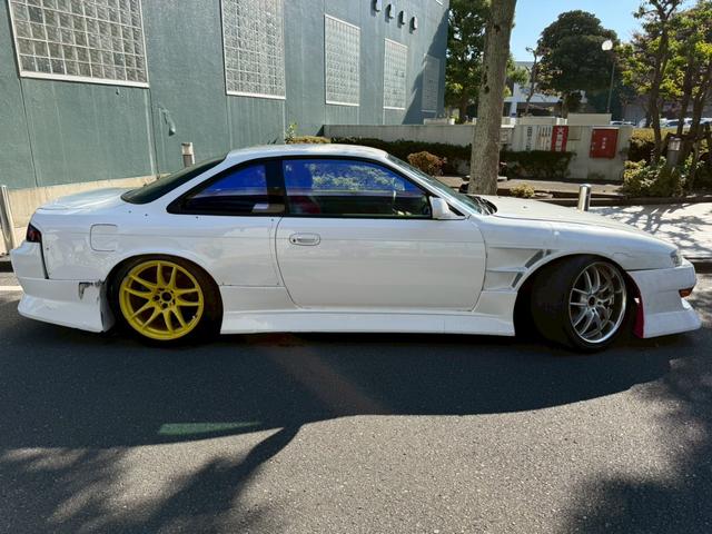 シルビア Ｑ’ｓ　純正５速　フレームペイント　ＢＲＩＤＥフルバケ　社外ステアリング　社外マフラー　Ｄｅｆｉメーター　　４連追加メーター　延長ロアアーム　前置きインタークーラー　エアクリ（12枚目）