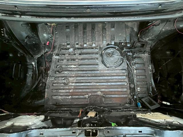 ローレル メダリスト　ターボ　５速公認　Ｒ３２タービン　ブーストアップ　純正書き換えＥＣＵ　機械式ＬＳＤ　６点式ロールケージ（32枚目）