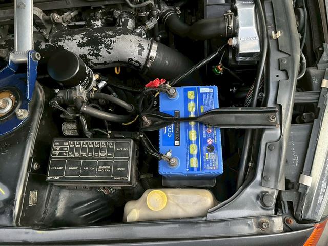 スカイライン ＧＴ－Ｒ　ＲＢ２６ＤＥＴＴ　ＦＵＪＩＴＳＵＢＯフロントパイプ　社外マフラー　Ｒ３５コイル流用　ＢＲＩＤＥセミバケ（37枚目）