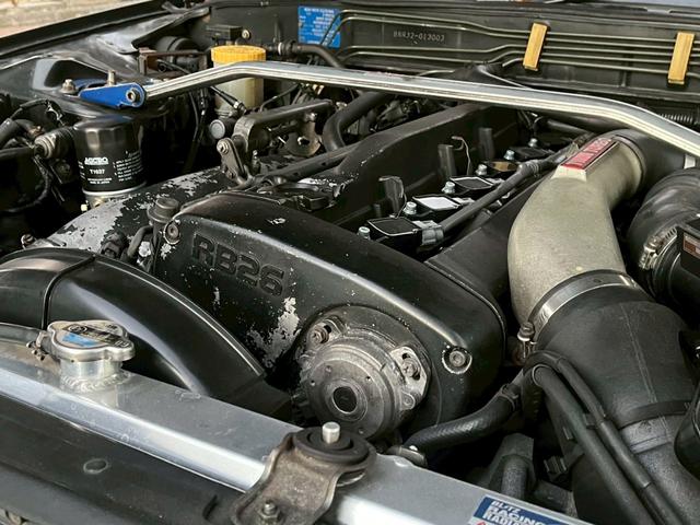 スカイライン ＧＴ－Ｒ　ＲＢ２６ＤＥＴＴ　ＦＵＪＩＴＳＵＢＯフロントパイプ　社外マフラー　Ｒ３５コイル流用　ＢＲＩＤＥセミバケ（43枚目）