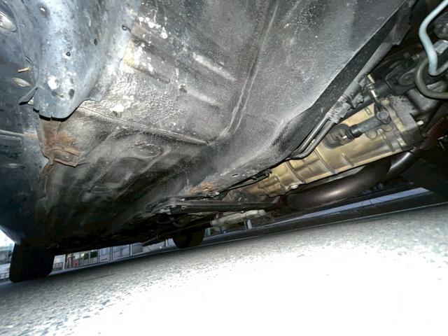 スカイライン ＧＴ－Ｒ　ＲＢ２６ＤＥＴＴ　ＦＵＪＩＴＳＵＢＯフロントパイプ　社外マフラー　Ｒ３５コイル流用　ＢＲＩＤＥセミバケ（50枚目）