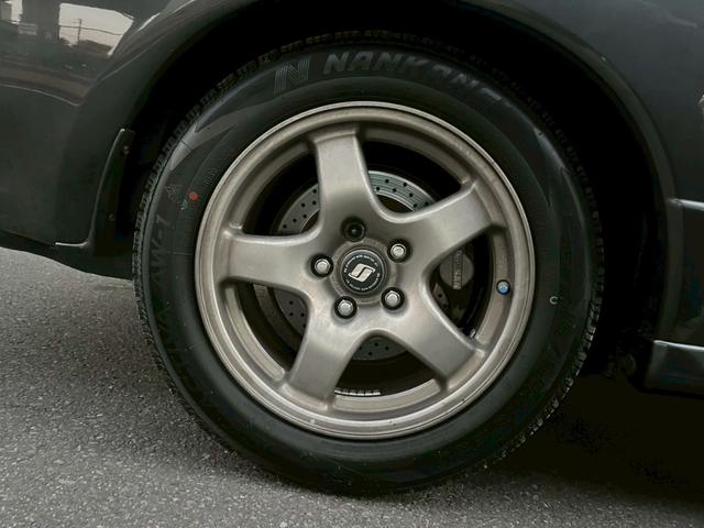 スカイライン ＧＴ－Ｒ　ＲＢ２６ＤＥＴＴ　ＦＵＪＩＴＳＵＢＯフロントパイプ　社外マフラー　Ｒ３５コイル流用　ＢＲＩＤＥセミバケ（52枚目）