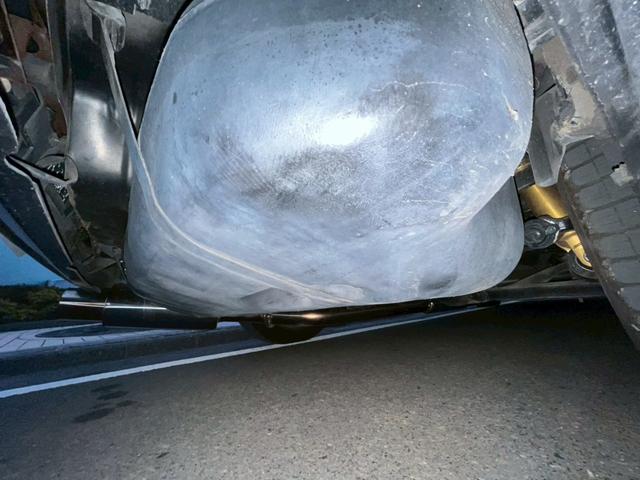 スカイライン ＧＴ－Ｒ　ＲＢ２６ＤＥＴＴ　ＦＵＪＩＴＳＵＢＯフロントパイプ　社外マフラー　Ｒ３５コイル流用　ＢＲＩＤＥセミバケ（55枚目）