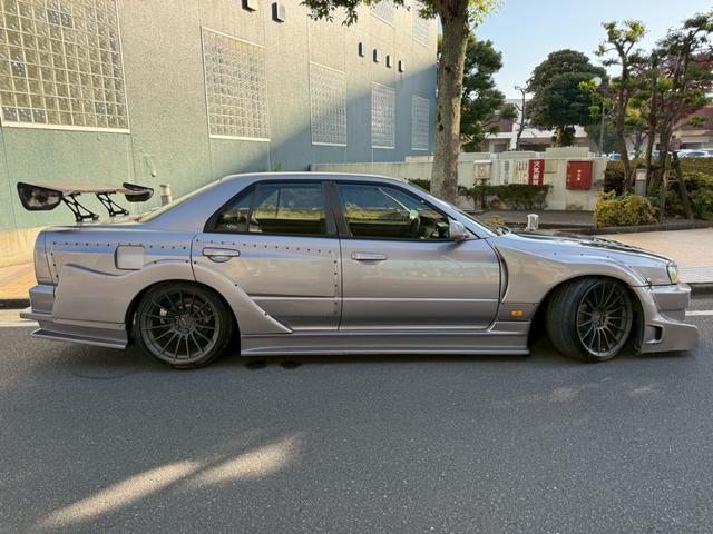 スカイライン 25GT-Xターボ 純正5速 URASフルエアロ 社外マフラー 車高調 RECAROシート(11枚目)