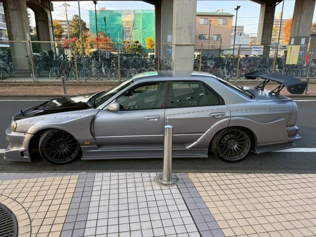 スカイライン 25GT-Xターボ 純正5速 URASフルエアロ 社外マフラー 車高調 RECAROシート(18枚目)