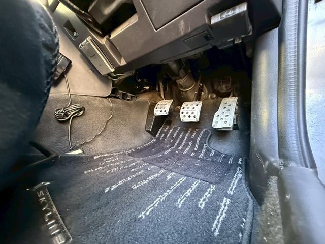 スカイライン 25GT-Xターボ 純正5速 URASフルエアロ 社外マフラー 車高調 RECAROシート(31枚目)