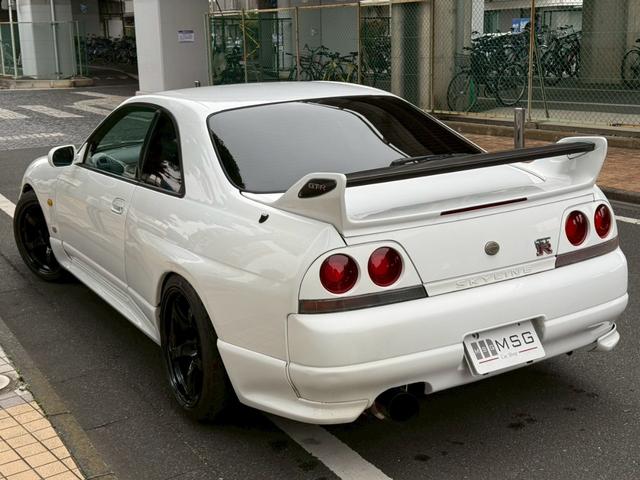 スカイライン GT-R 社外マフラー エアクリ BLTZ車高調 ナルディステアリング インパネカーボンパネル レカロセミバケ RAYSホイール18インチ(19枚目)