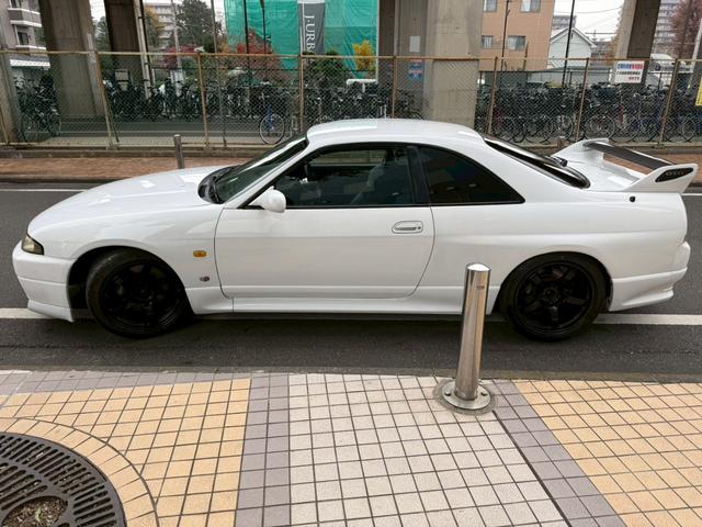 スカイライン GT-R 社外マフラー エアクリ BLTZ車高調 ナルディステアリング インパネカーボンパネル レカロセミバケ RAYSホイール18インチ(20枚目)